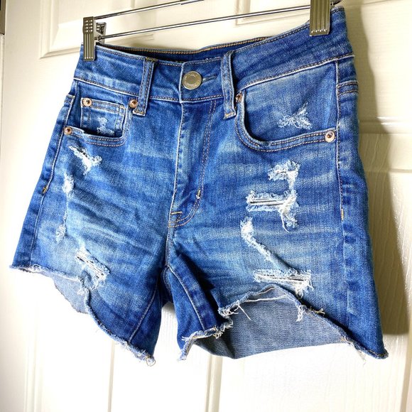 American Eagle Distressed Hi-Rise Shorts - Picture 2 of 6